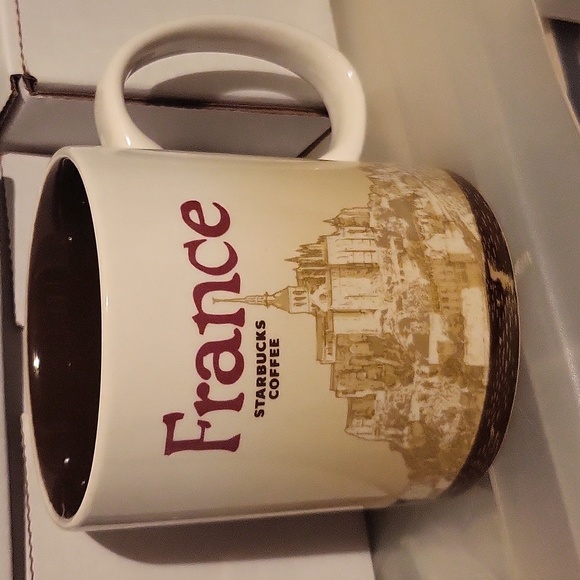 2011 STARBUCKS FRANCE COFFEE MUG GLOBAL ICON  16OZ - Picture 1 of 3
